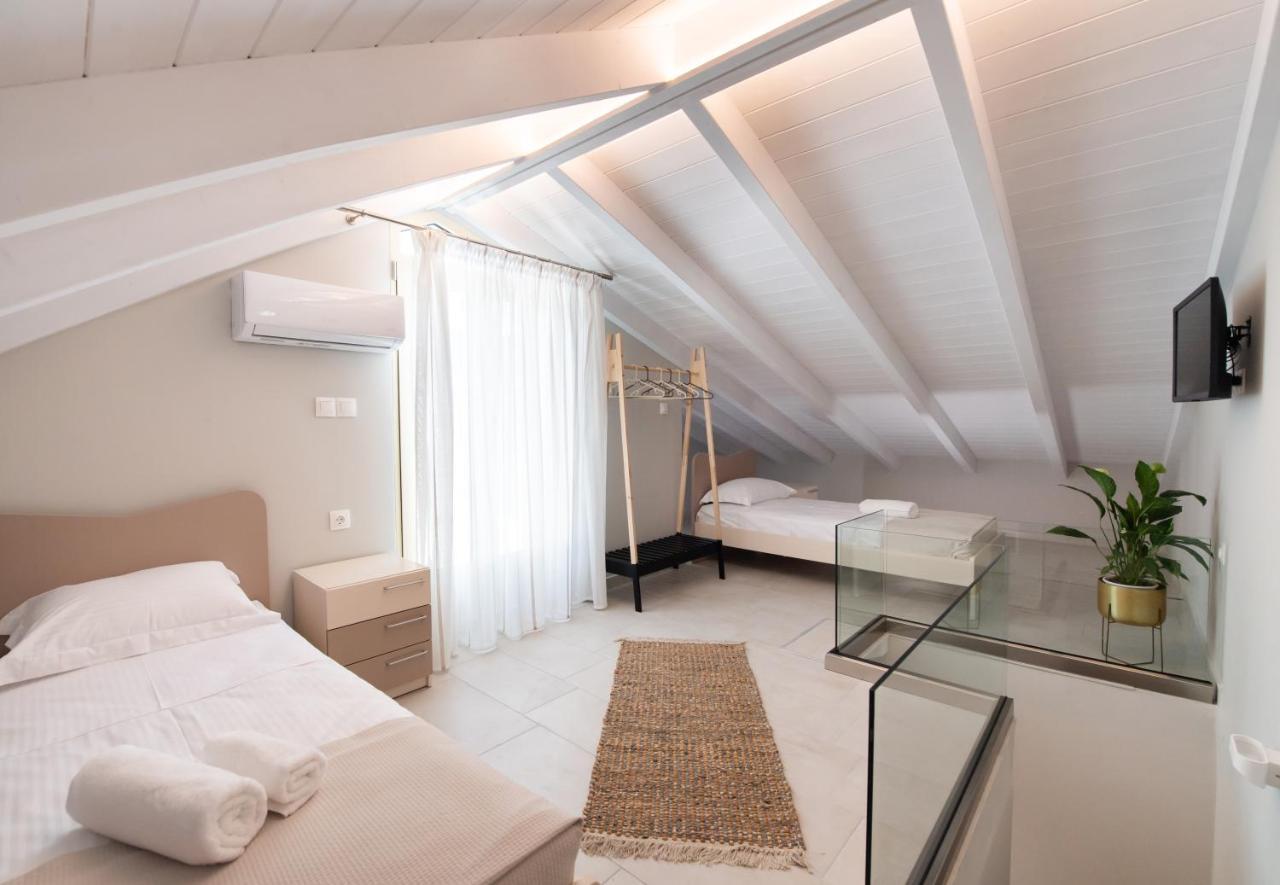 Bianco Stylish Maisonette Никиана Екстериор снимка